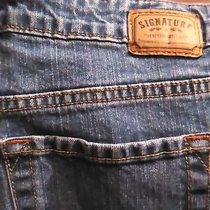 Signature by Levi Strauss & Co.